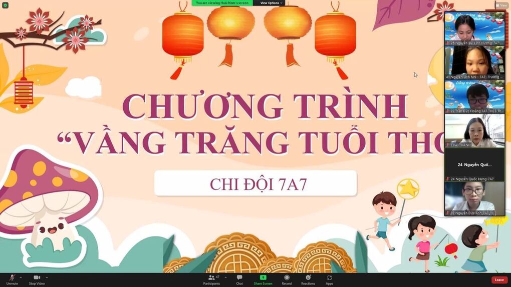Vầng trăng yêu thương - vầng trăng tuổi thơ