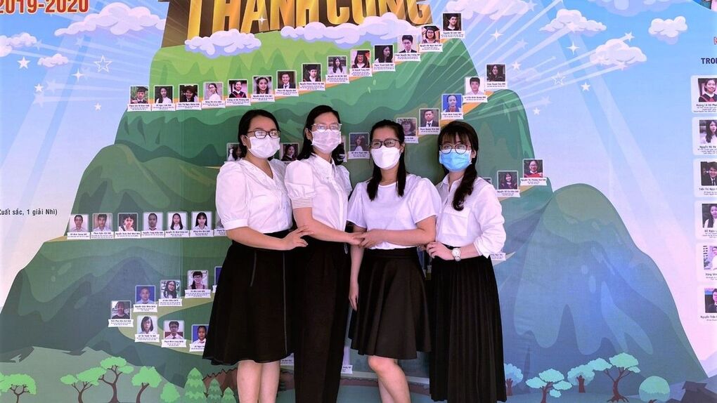 Với chúng tôi, Thành Công - ngôi trường yêu dấu