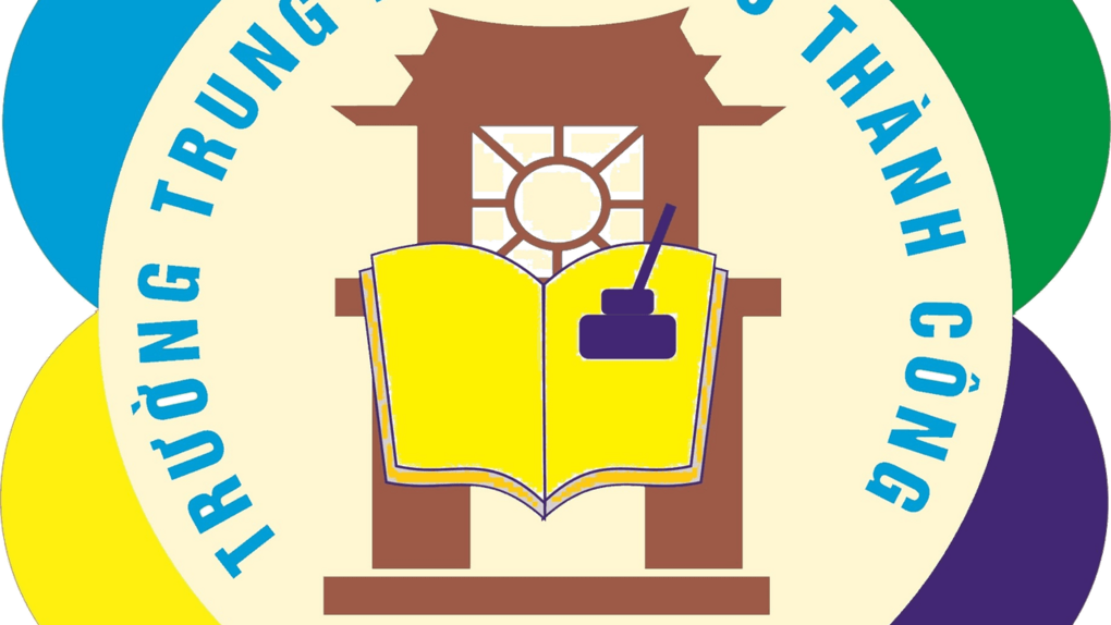 Từ góc bàn nhỏ,
