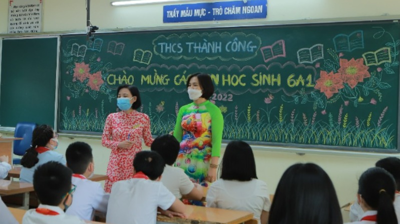 CHÀO ĐÓN CÁC CON HỌC SINH KHỐI 6 ĐẾN TRƯỜNG