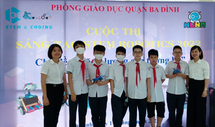 Hai giải thưởng của trường THCS Thành Công tại vòng chung kết cấp Quận cuộc thi sáng tạo STEM ROBOTICS 2022 - niềm vui và đam mê của những học sinh thời đại 4.0.