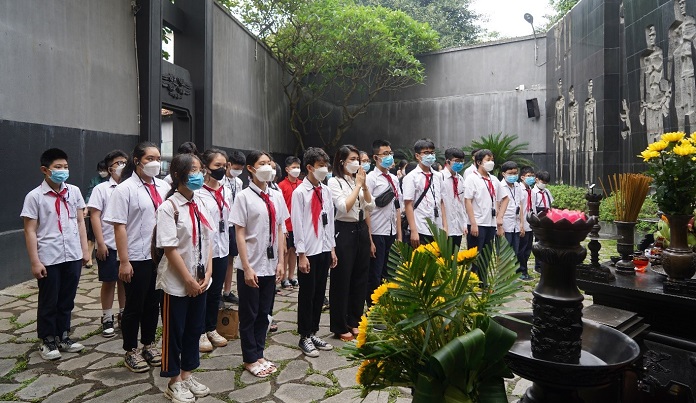 7A4 – Một ngày ở “địa chỉ đỏ”