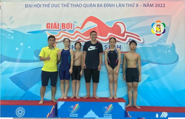 Học sinh trường THCS Thành Công tham gia thi đấu môn Bơi cấp Quận hướng tới Đại hội thể dục thể thao Thủ đô lần thứ X- Năm 2022