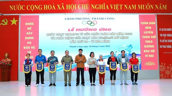 Trường THCS Thành Công với “Ngày chạy Olympic vì sức khỏe toàn dân và phát động Giải chạy Báo Hà Nội mới mở rộng lần thứ 48 – Vì hòa bình năm 2023” của phường Thành Công.
