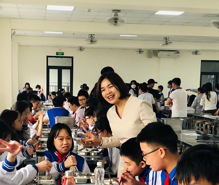 Trường THCS Thành Công khai trương nhà ăn mới dành cho học sinh và giáo viên - thêm một niềm vui mới.
