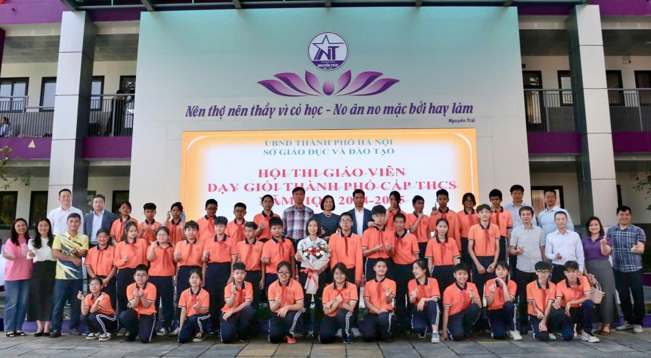 Tiết dạy dự thi Giáo viên giỏi cấp Thành phố của trường THCS Thành Công - vai trò của bộ môn Giáo dục thể chất tiếp tục được khẳng định và nâng cao