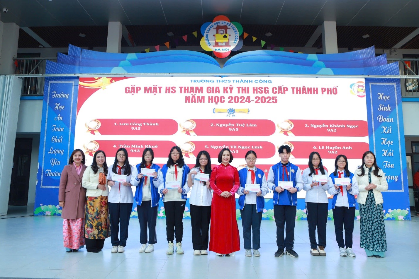 Đội tuyển Học sinh giỏi của Trường THCS Thành Công đã sẵn sàng cho kì thi cấp Thành phố năm học 2024 - 2025
