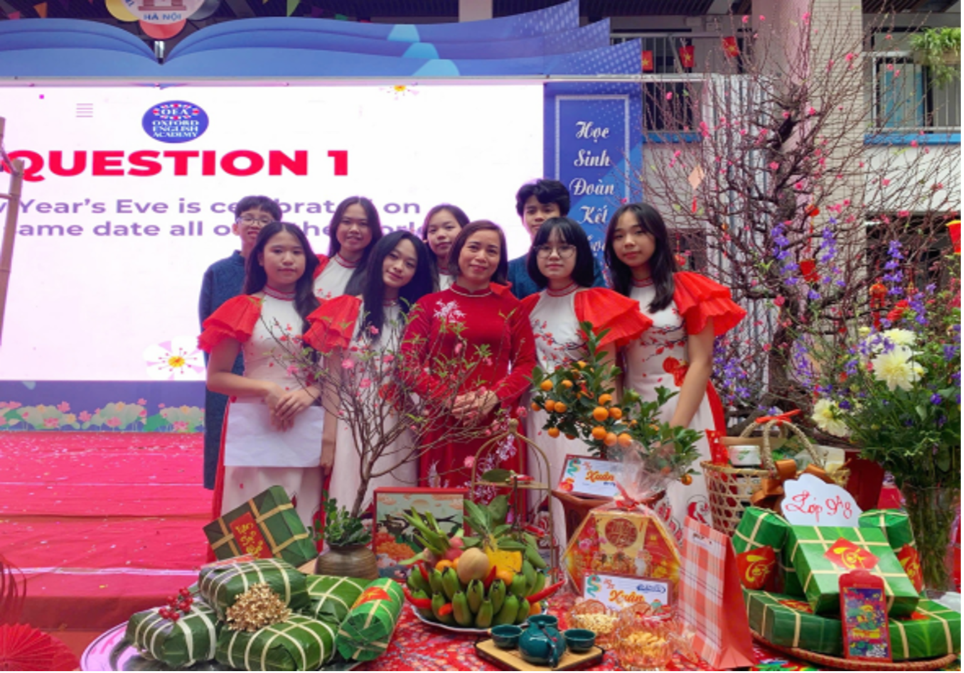 Gói bánh chưng ngày Tết - Một nét đẹp truyền thống của dân tộc Việt Nam