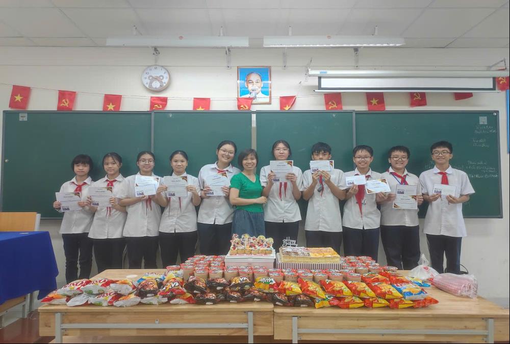 Buổi sinh hoạt trung thu ngọt ngào, ấm áp