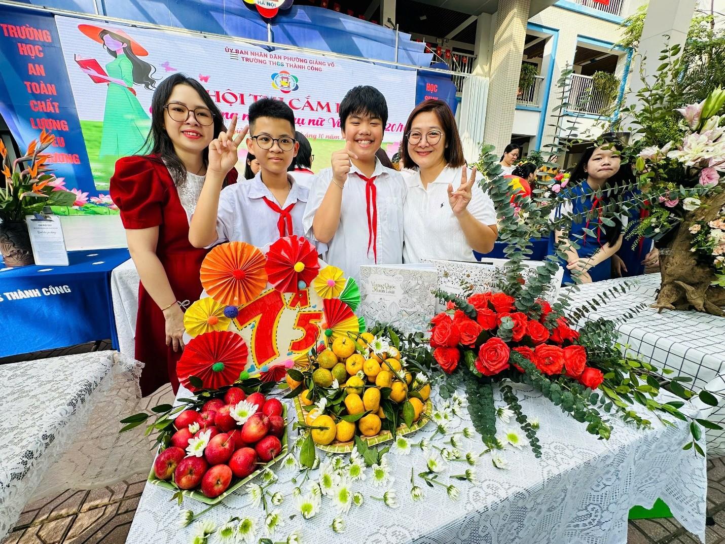 Lớp 7A5 tỏa sắc tài hoa – Tri ân “Người phụ nữ em yêu”