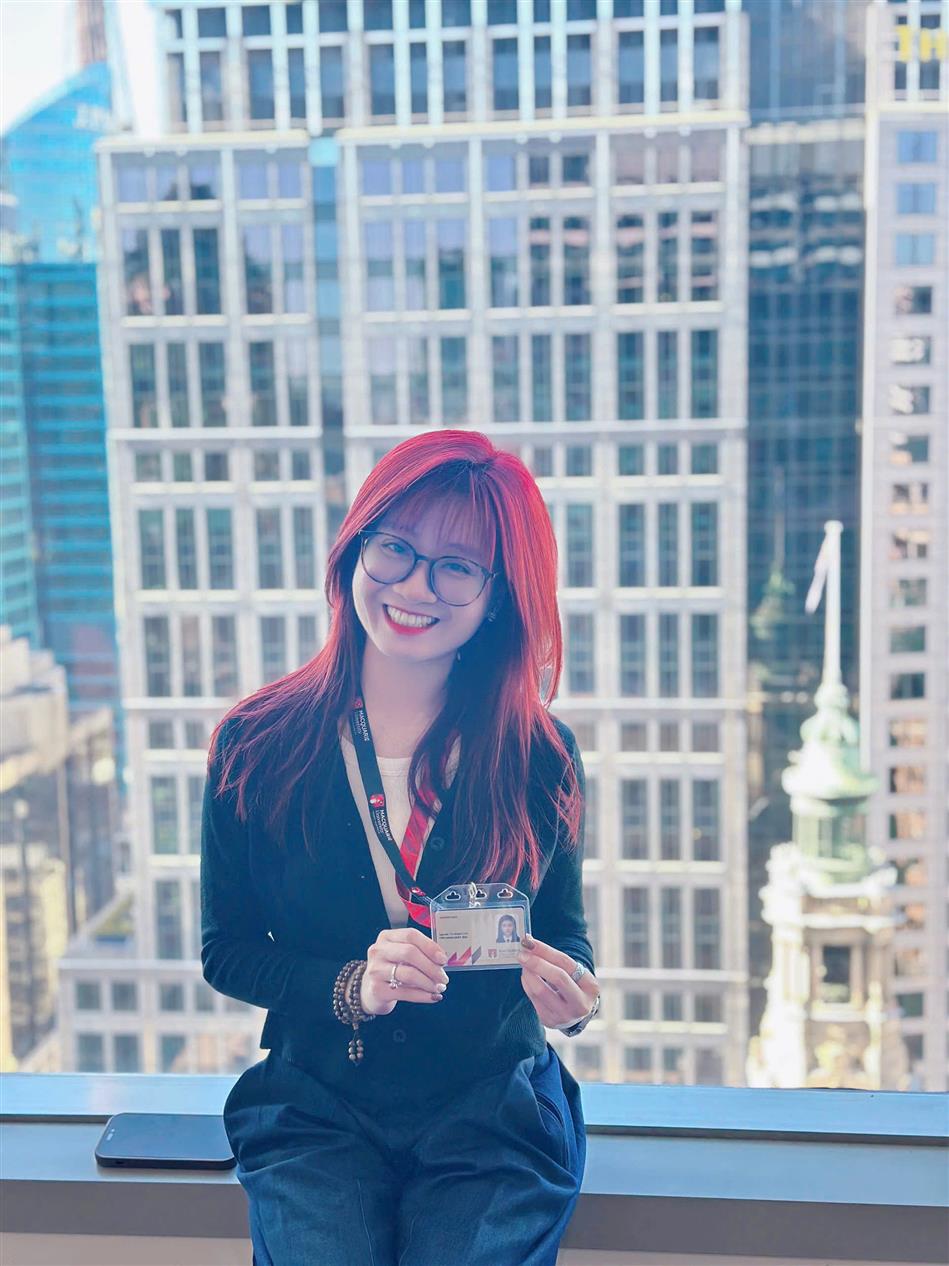 Cô giáo Tiếng Anh Nguyễn Thị Khánh Linh - Niềm tự hào của lớp 7A1