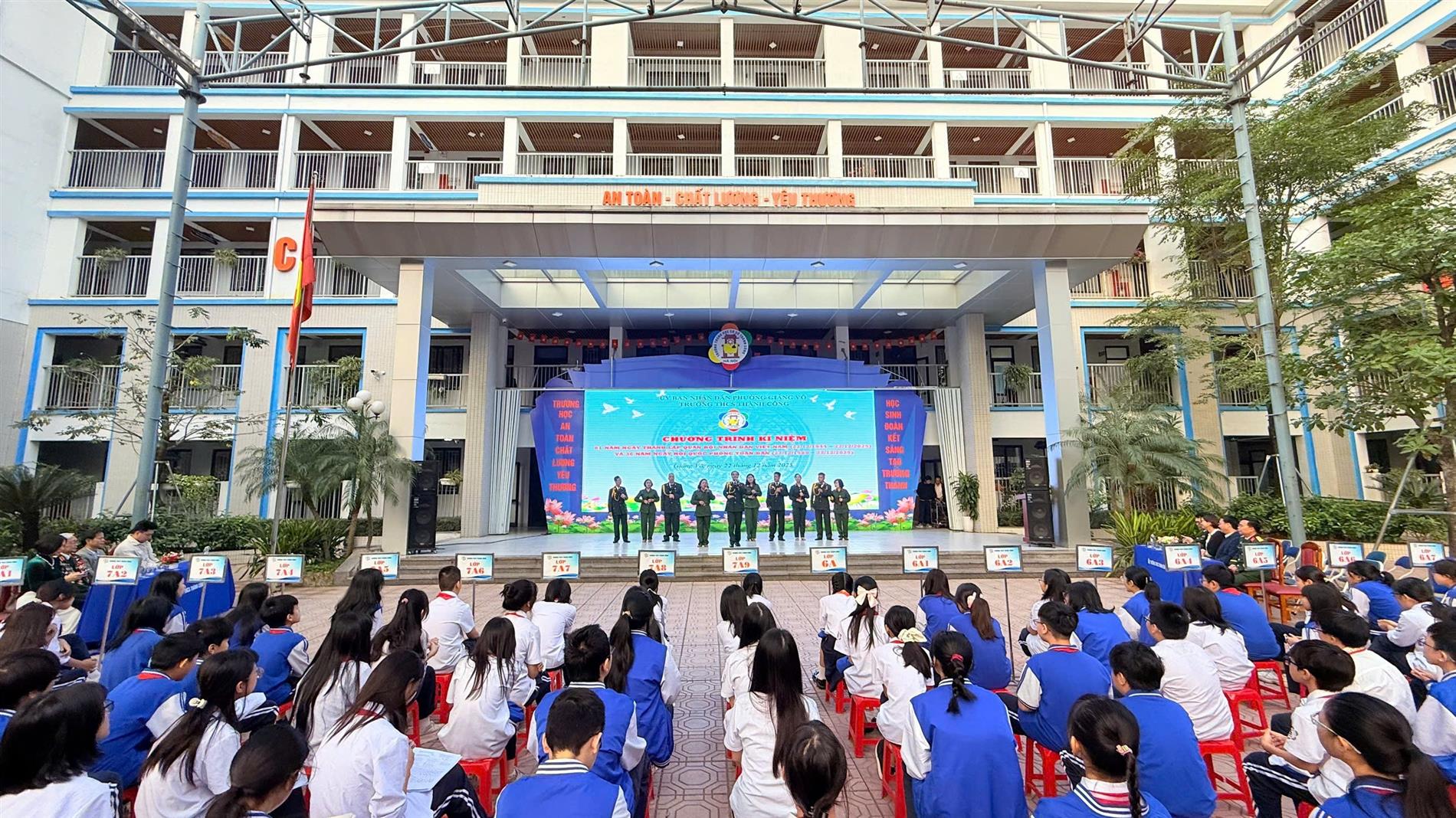 Trường THCS Thành Công – hào khí quân đội nhân dân, tiếp bước truyền thống cha anh