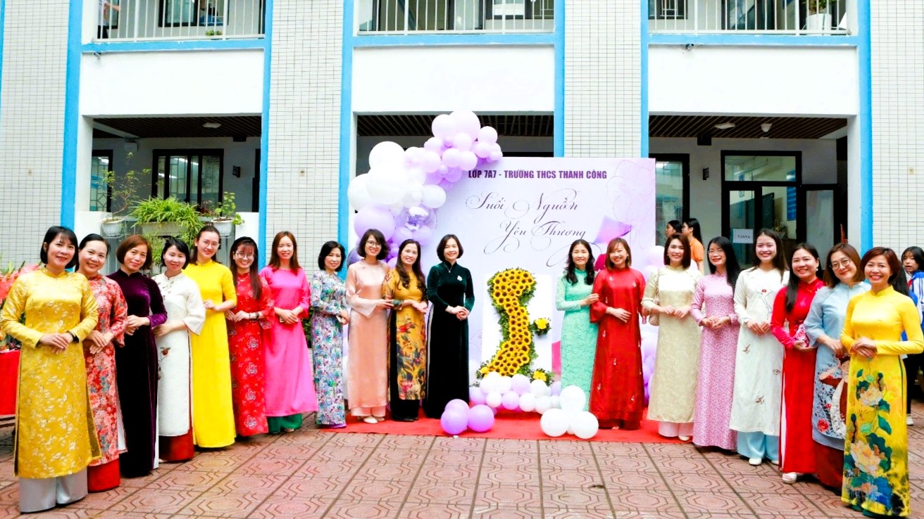 Duyên dáng áo dài – lan tỏa vẻ đẹp phụ nữ Việt