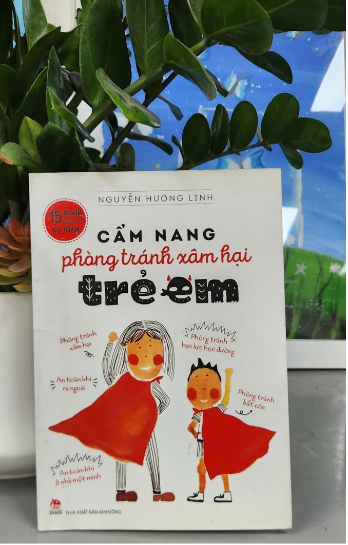 [Giới thiệu sách hay] “15 bí kíp giúp tớ an toàn” – Cẩm nang phòng tránh xâm hại trẻ em