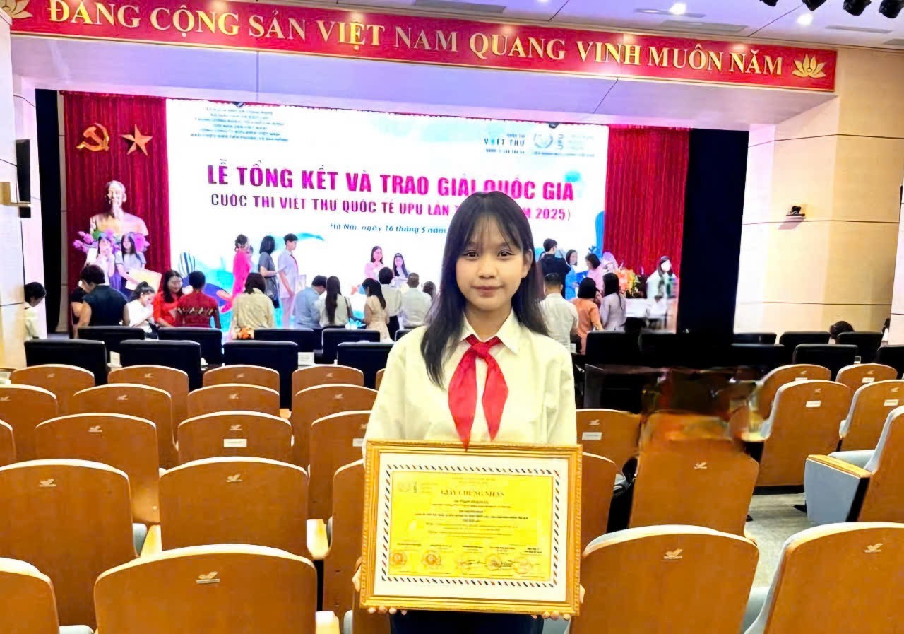Chúc mừng học sinh Phạm Khánh Vy - Học sinh trường THCS Thành Công đạt giải Khuyến khích cấp quốc gia trong Cuộc thi Viết thư Quốc tế UPU lần thứ 54!