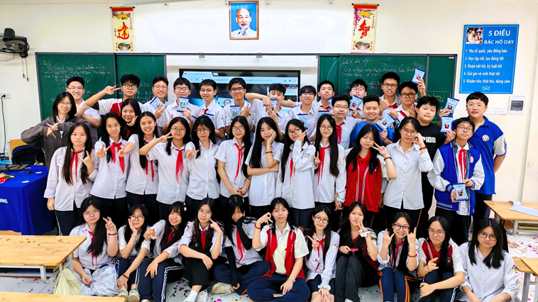 Nắng hè gọi tên 9A2 – những chiến binh tuổi học trò
