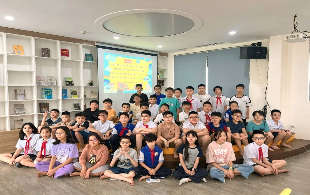 Tiết học thư viện trường THCS Thành Công- Hành trình cùng những trang sách