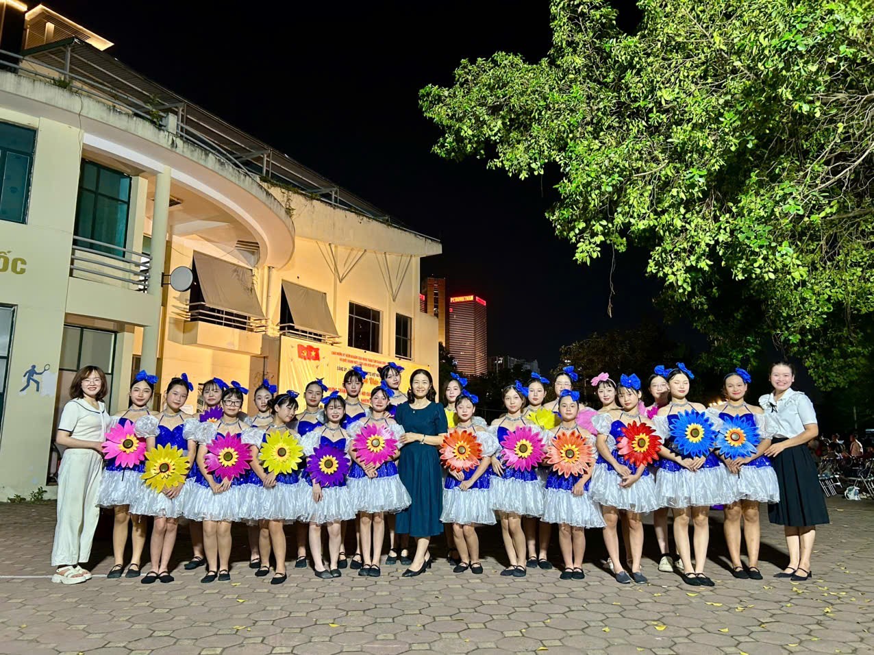Sắc màu tuổi trẻ Thành Công chào mừng Đại hội Đại biểu Đảng bộ phường Giảng Võ lần thứ I, nhiệm kỳ 2025-2030