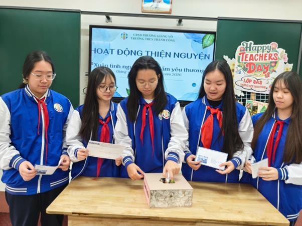 Chi đội 8A3 chung tay “Tết tình nguyện – Xuân ấm yêu thương”