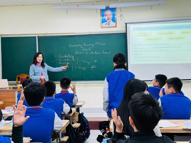 Cô Minh Nhuệ: Người "lái trưởng" tận tụy và nghiêm khắc bằng cả trái tim