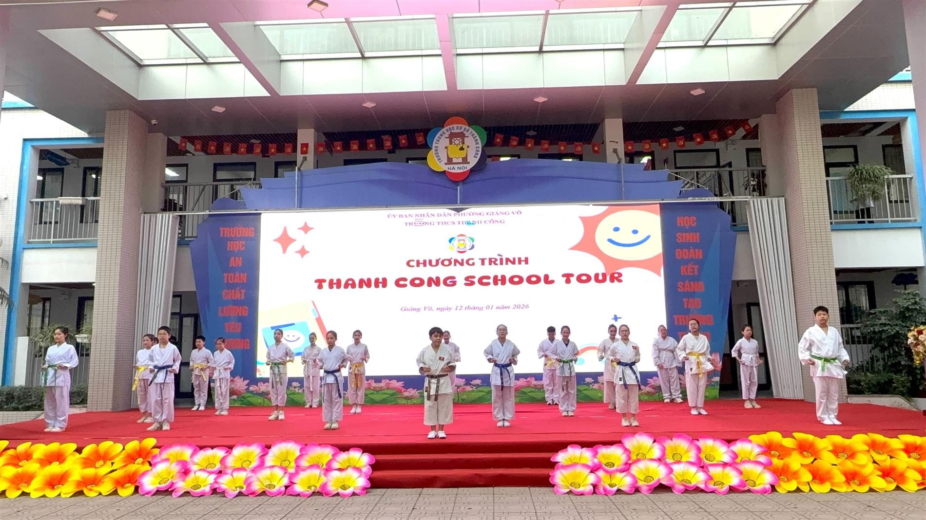 Chương trình Thanhcong School Tour - Khi những “chiến binh” 6A5 lên sóng