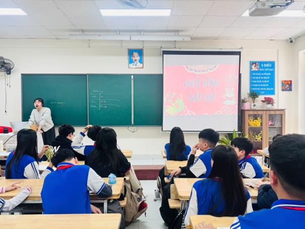 Lớp 7A7 - Sôi nổi buổi học kỹ năng sống “Đuổi hình bắt chữ – Ngày Tết”