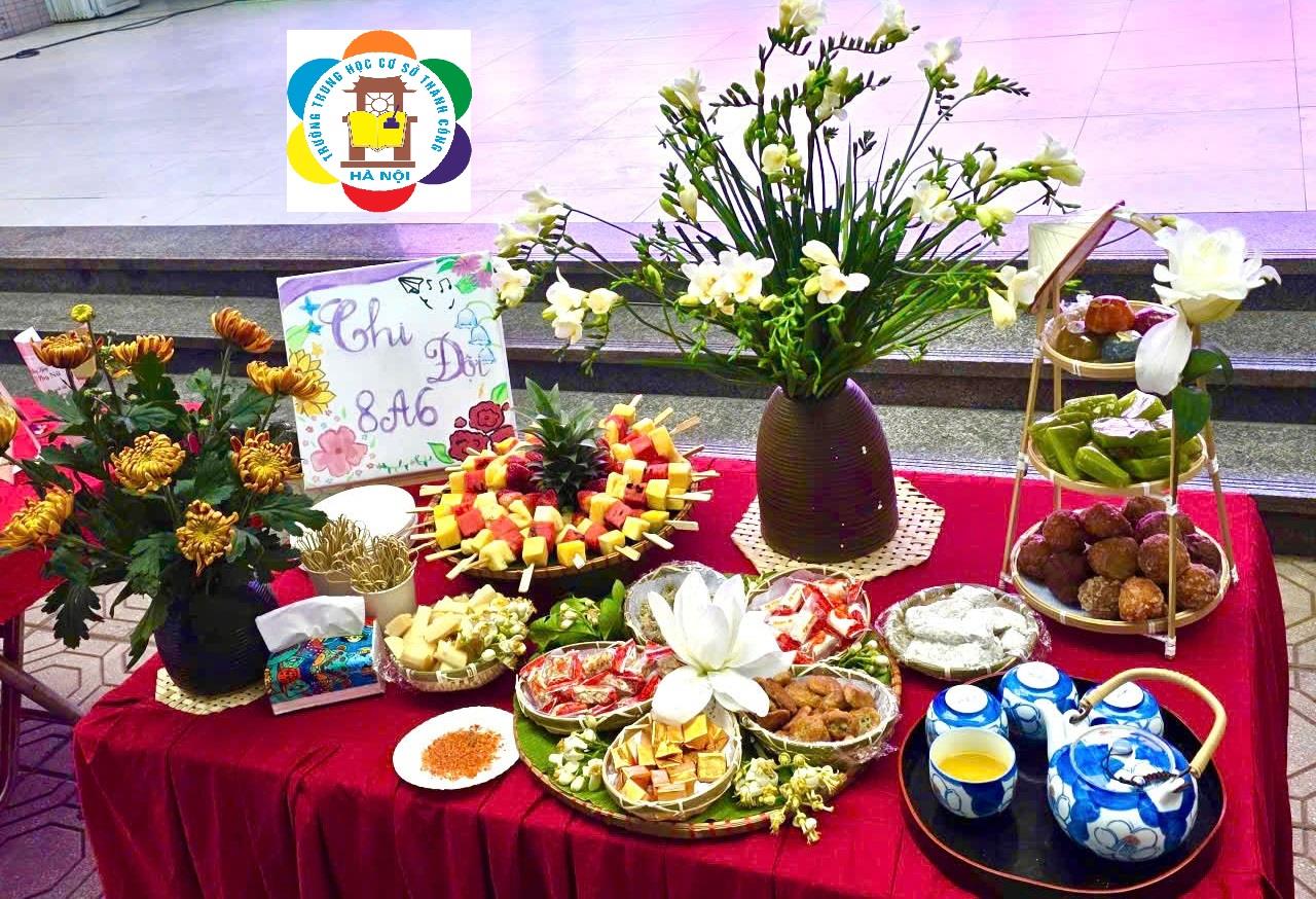 Bàn tiệc sắc màu 8A6 gửi yêu thương tới những người phụ nữ nhân ngày Quốc tế 8 - 3