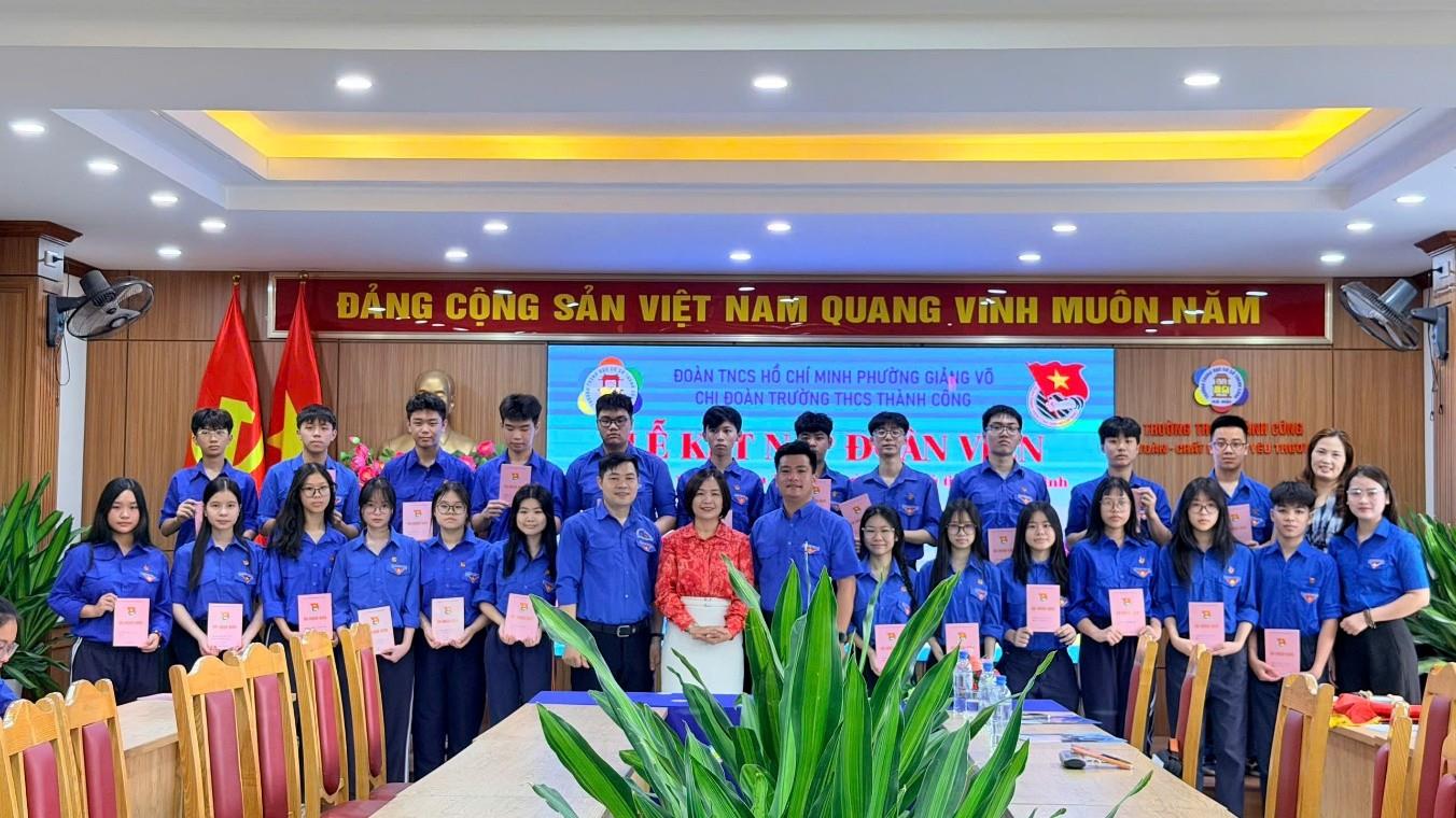 Rạng rỡ sức trẻ Thành Công – Ngát thơm đóa hoa dâng Bác