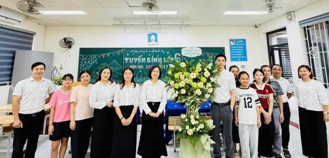 Ngày đầu tuyển sinh lớp 6 – Chào đón K49 THCS Thành Công: Khởi đầu một hành trình mới.