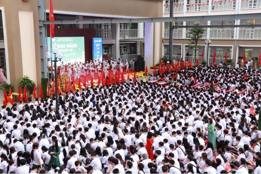 Nơi kí ức giao thoa, Nơi tương lai cất cánh