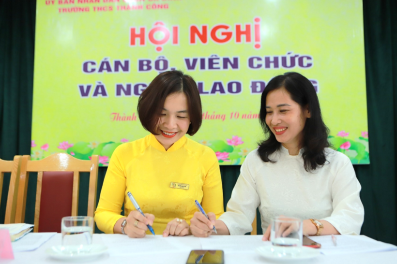 D:\Lưu 2022\Bài đăng website\Hội nghị CBCCVC\1.jpg