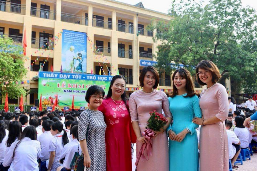 G:\HÀ THU NĂM 21.22\LỚP CHỦ NHIỆM 7A4\t12.jpg