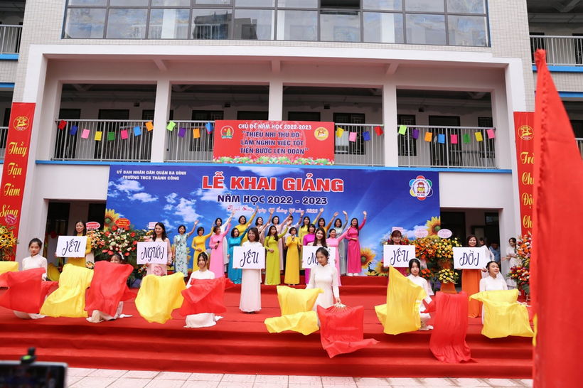 C:\Users\Admin\Desktop\anh van nghe 1.jpg