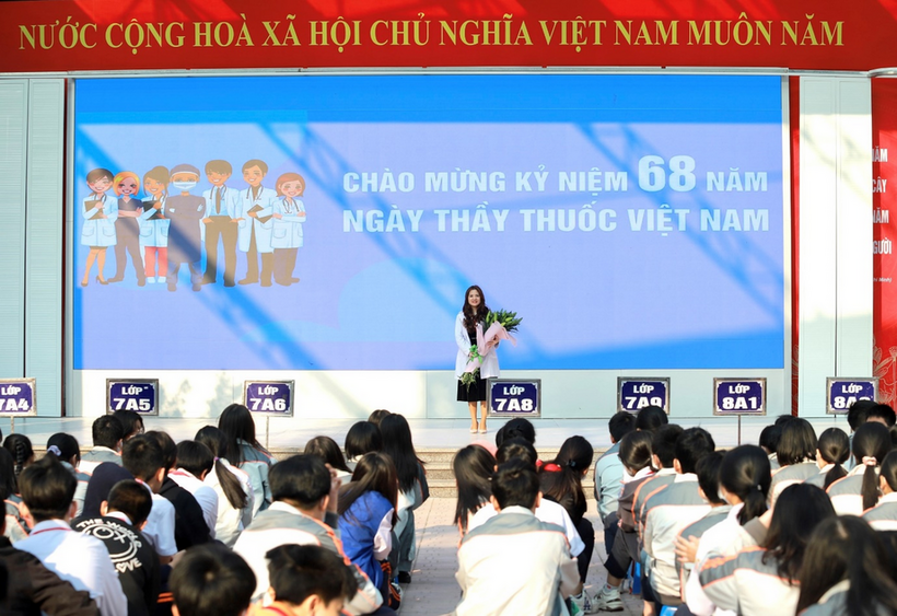 C:\Users\Admin\Pictures\Ảnh Ngân 2 (2).jpg