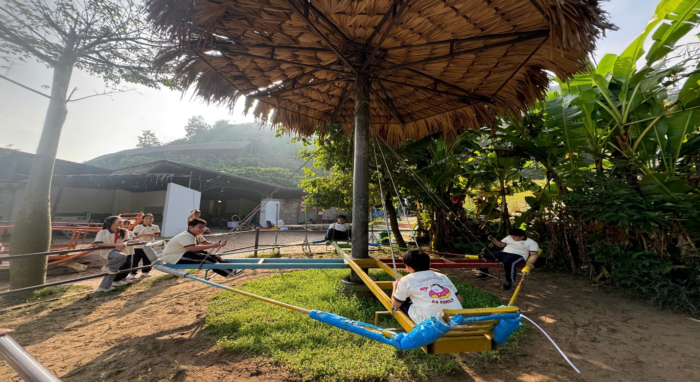 C:\Users\Nguyễn Thu Hòa\Desktop\z7199847674367_5b38552b3b81aba8e2535392325cee6e.jpg