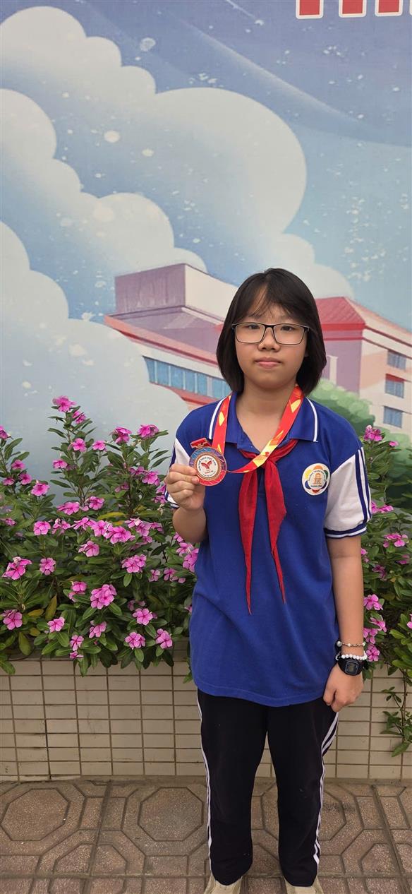 Đinh Ngọc Diệp (lớp 6A) – dấu ấn đầu tiên trên sân cầu lông học đường