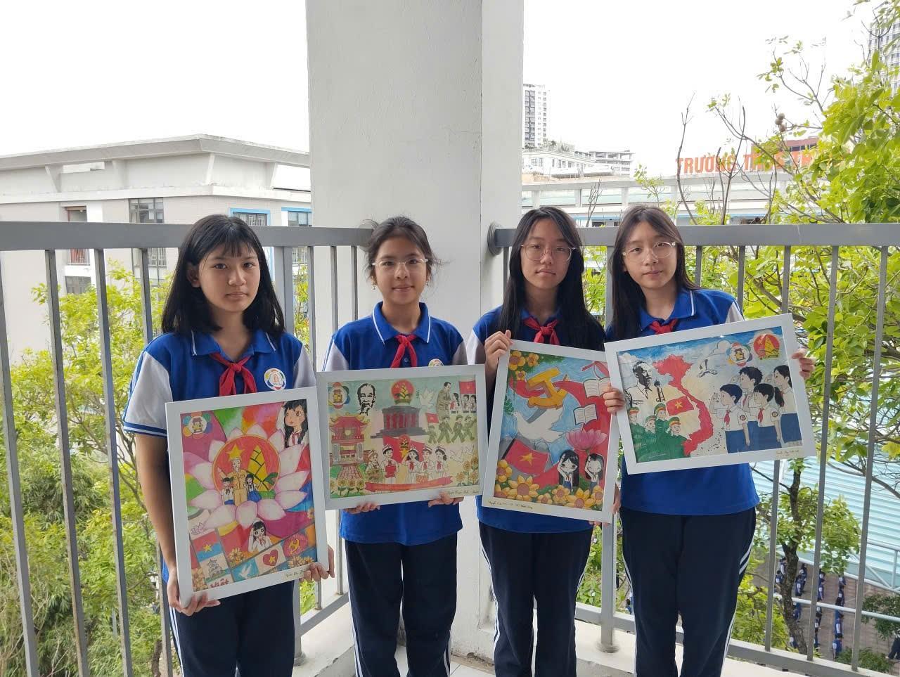Màu sắc tuổi thơ - lớp 6A tự hào lan tỏa tình yêu Đội