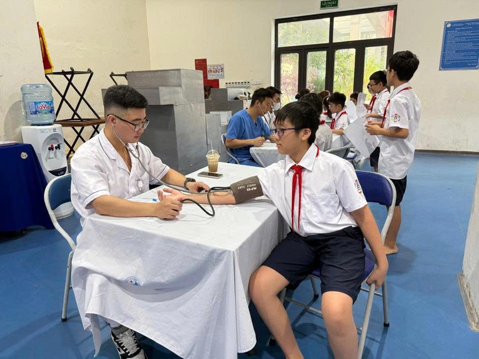 Chúng mình được chăm sóc sức khỏe học đường