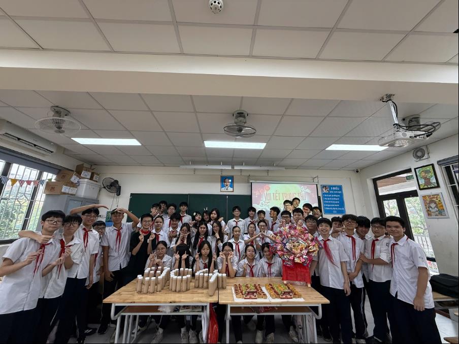 Tết Trung thu rộn ràng của lớp 9C4 - bâng khuâng mùa trăng cuối ở Thành Công