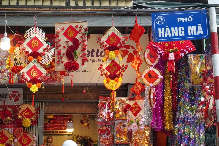 Phố Hàng Mã Tết - Địa điểm chụp ảnh lý tưởng dịp năm mới