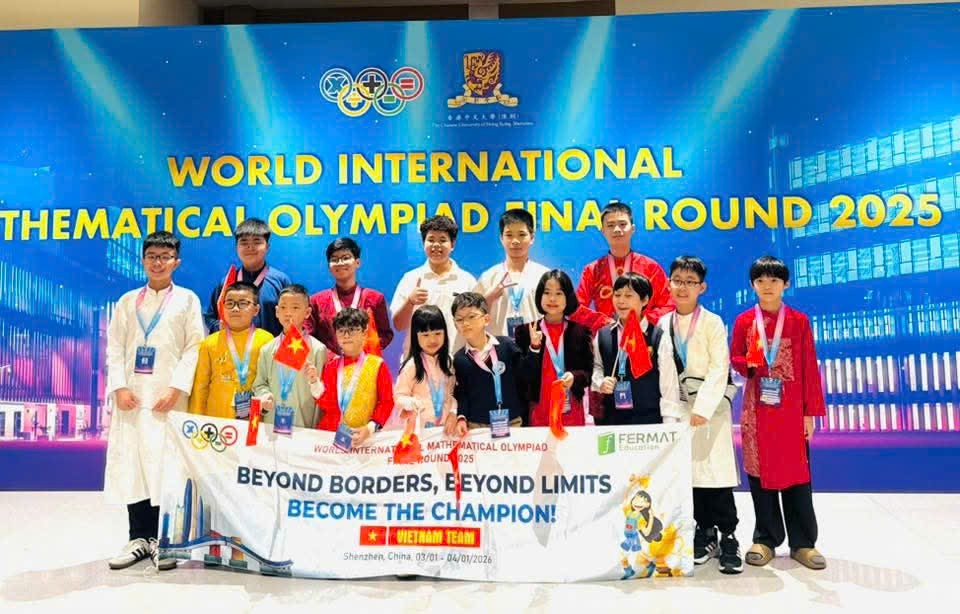 Ảnh có chứa trang phục, người, văn bản, thể thao

Nội dung do AI tạo ra có thể không chính xác.