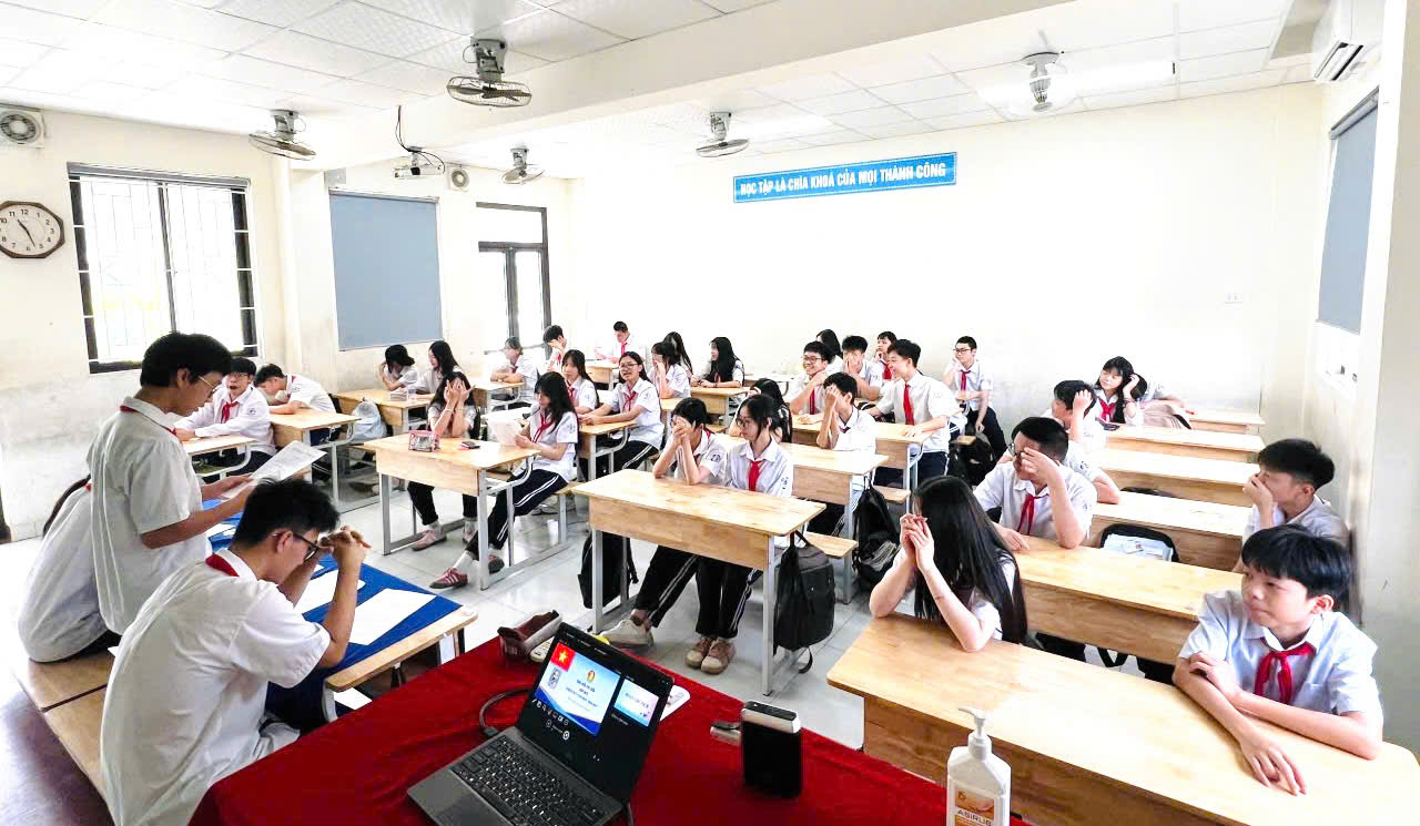 C:\Users\Nguyễn Thu Hòa\Downloads\1792050917860_1863028109638595646_2327211193837509807_69da94ea9ef4e71079df6a005f13ea1d.jpg