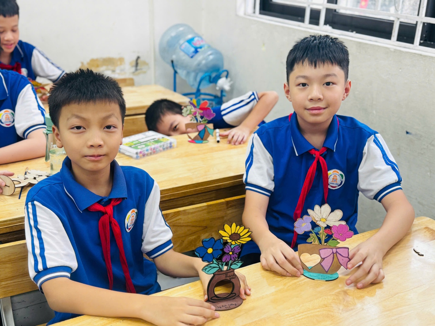 C:\Users\Nguyễn Thu Hòa\Downloads\1792338074043_1863028109638595646_g1454359421642411466_a42ffd971311c80f695eafbaed1c33c8.jpg