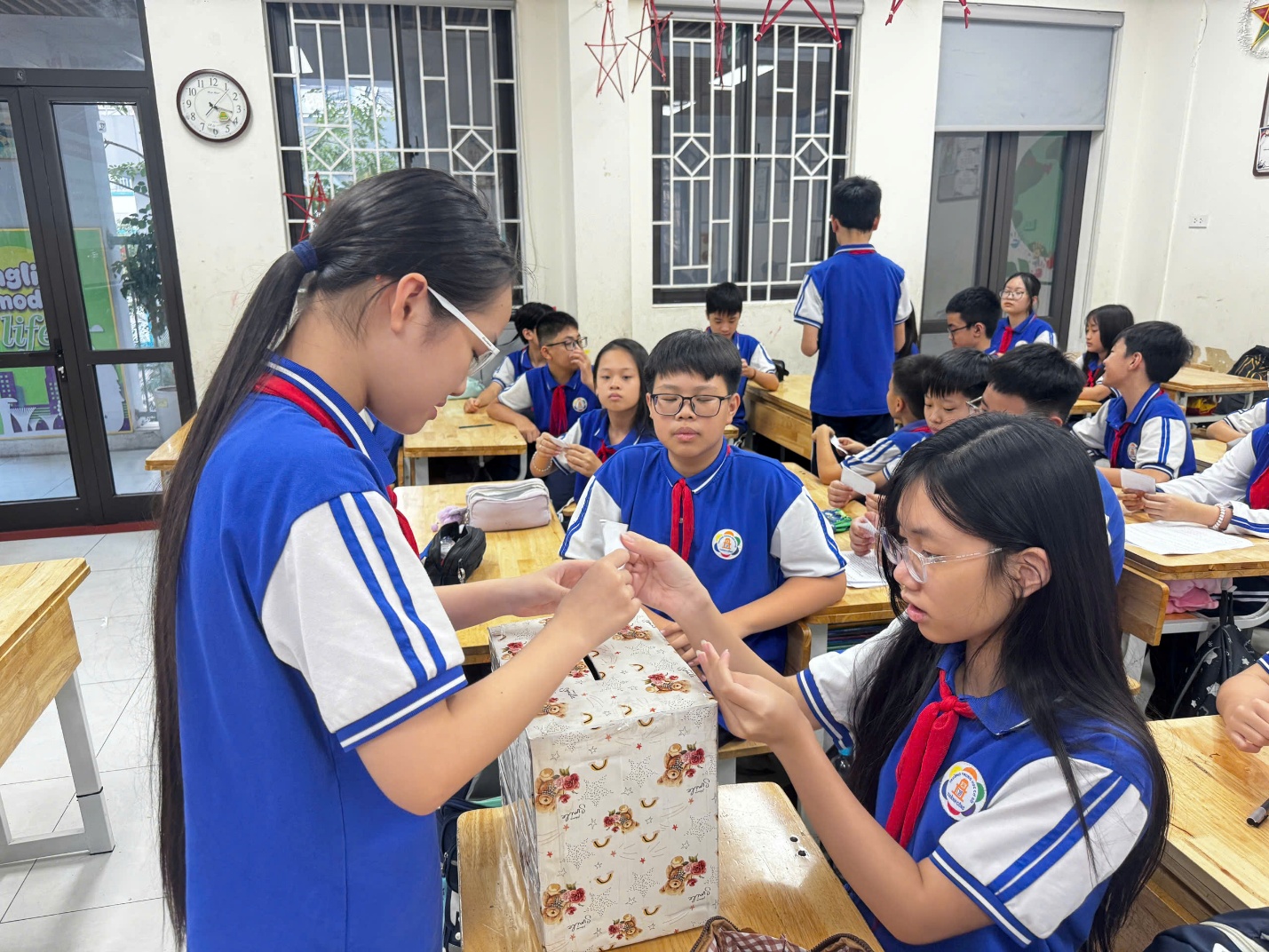 C:\Users\Nguyễn Thu Hòa\Desktop\1790934447807_1863028109638595646_g3180474194473531591_957cb9846493aa43277e11160add4845.jpg