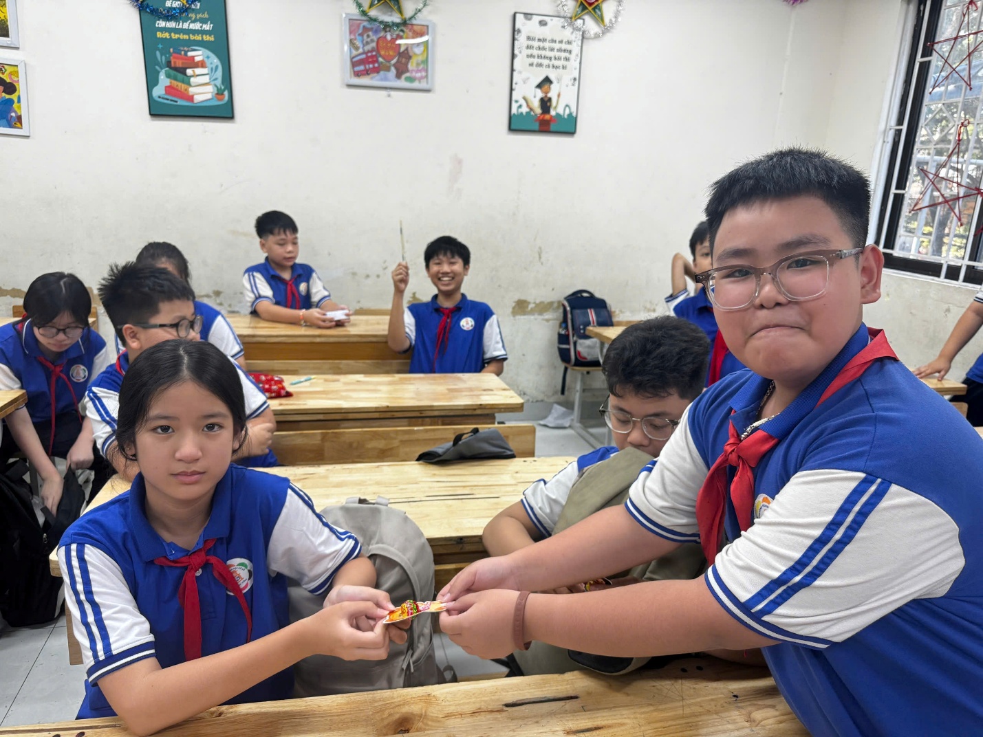 C:\Users\Nguyễn Thu Hòa\Desktop\1790934447792_1863028109638595646_g3180474194473531591_0e2f87a0085467b82cb5544939d1bb90.jpg