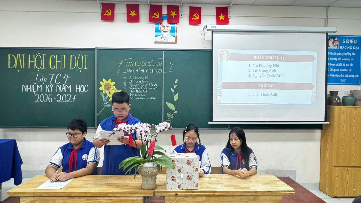 C:\Users\Nguyễn Thu Hòa\Desktop\1790934447843_1863028109638595646_g3180474194473531591_6312866bd4b57a23ccf8b62bcdb5ed46.jpg