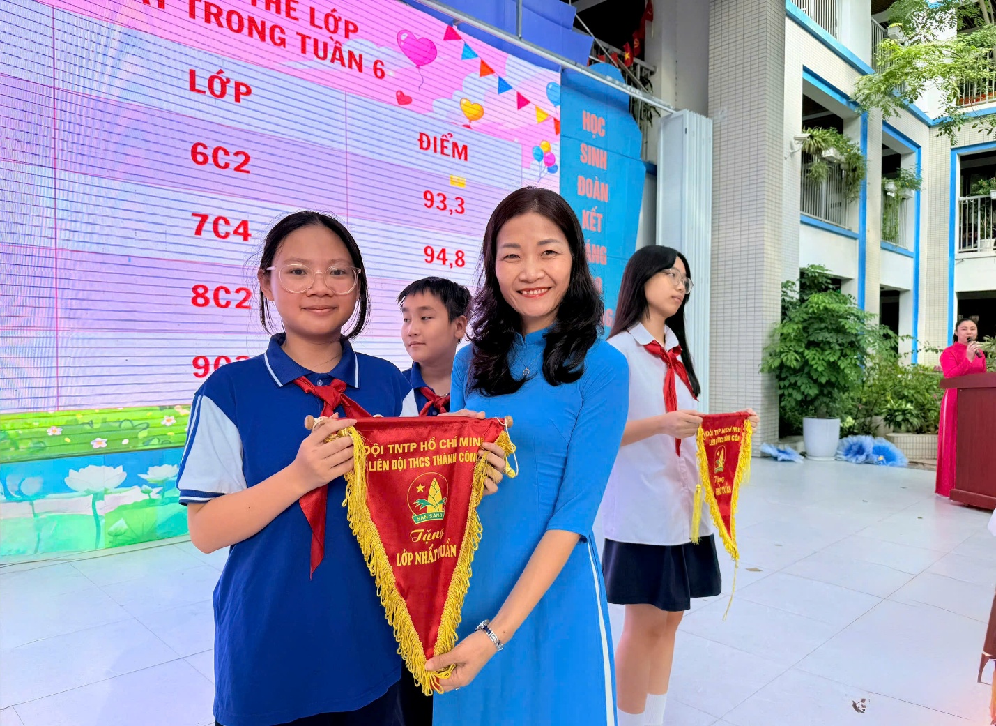 C:\Users\Nguyễn Thu Hòa\Downloads\1792427605498_1863028109638595646_5726923816974287518_f5bd06e8aded0c6adba30848f1ef6d99.jpg