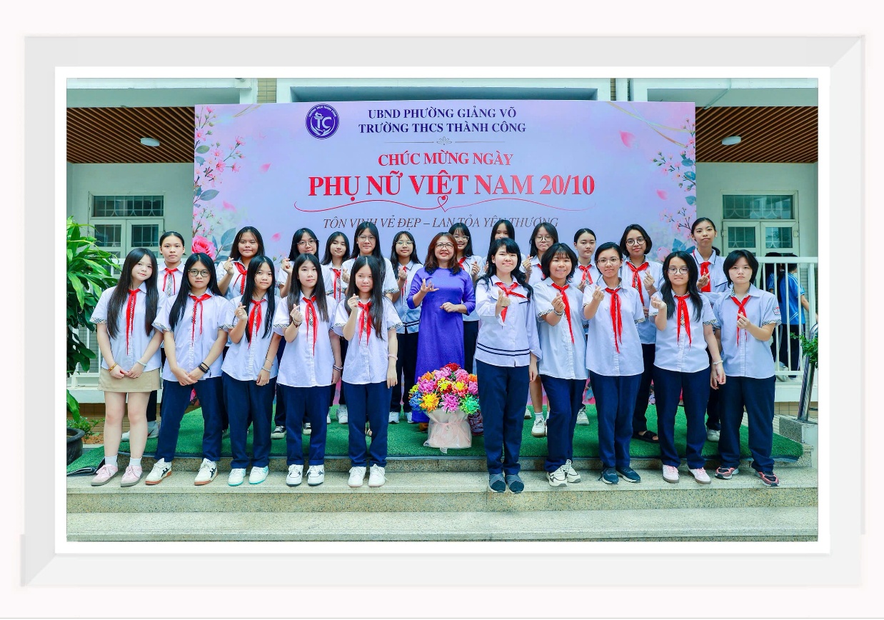 E:\THOAN\LOP A2_NIEN KHOA 23-27\LOP 8A2\Anh lop A2\LỚP 9A2\20-10-26\20-10-HS tha tim.jpg