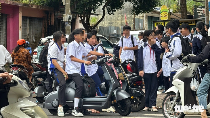 Liên tiếp học sinh gặp tai nạn giao thông ở Đắk Lắk, 39 em tử vong trong 9 tháng - Tuổi Trẻ Online