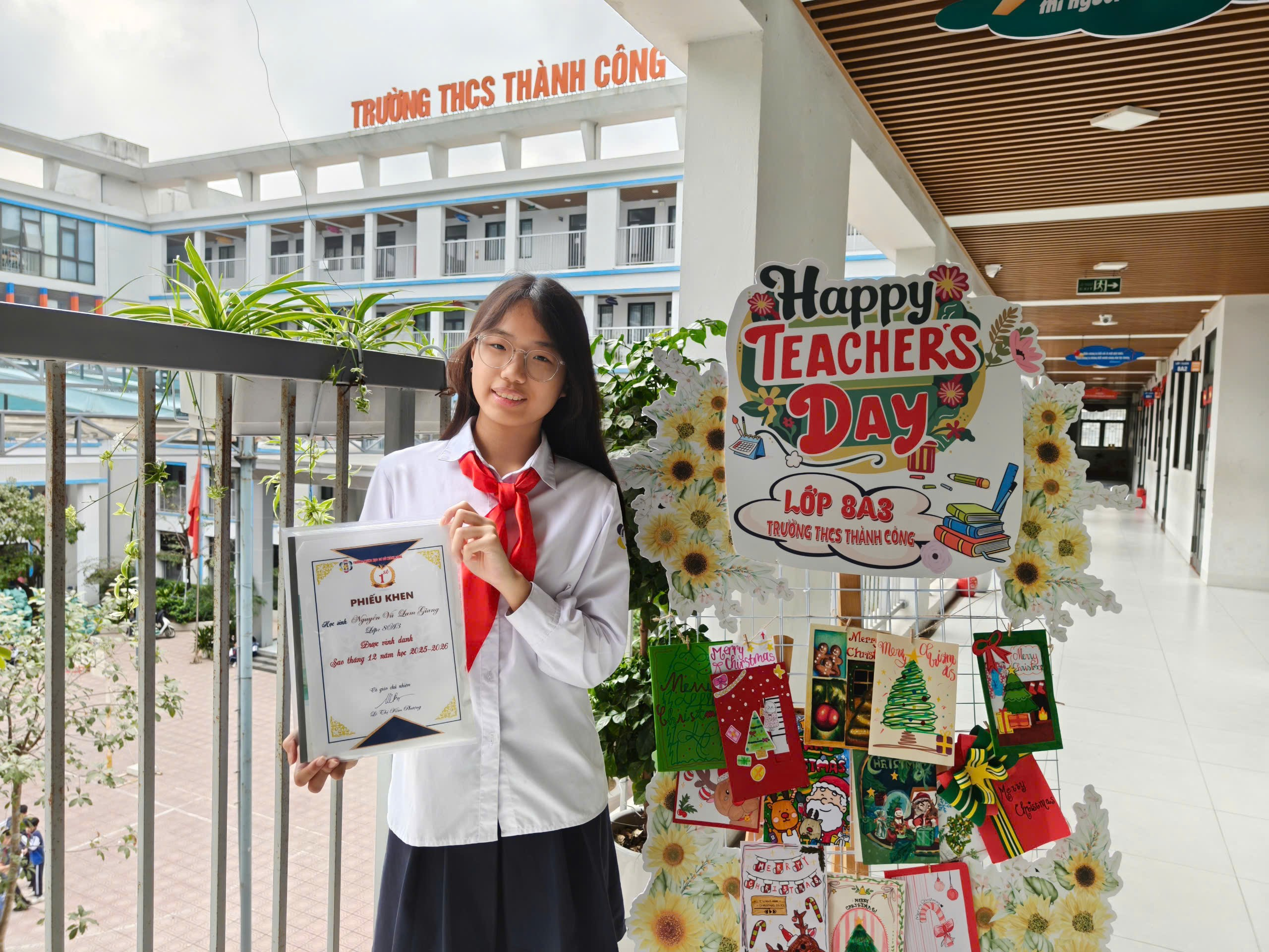 Ảnh có chứa trang phục, người, tòa nhà, cười

Nội dung do AI tạo ra có thể không chính xác.